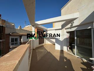 Penthouse in Carolinas Bajas. Impresionante atico con dos terrazas, construccion 2007