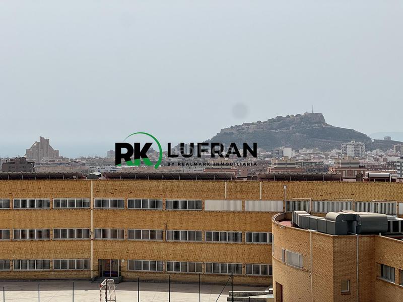 Foto 6b1827d3-0b24-4a94-864e-e8f6a5009811. Piso apartamento con vistas increíbles en Juan XXIII Alicante