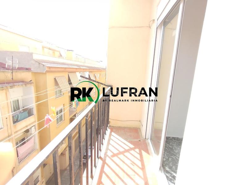 Foto 73724435-e294-4019-b42e-50f62d015be9. Piso  listo para entrar a vivir o como inversión. en Elda