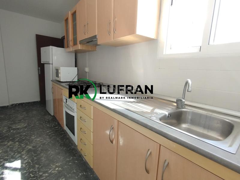 Foto aae2ae17-8c34-4719-9762-dd4caec4ec56. Piso  listo para entrar a vivir o como inversión. en Elda