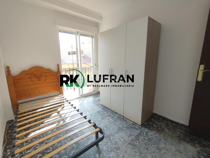Foto de25fc3a-a25e-4e9b-a081-a36f7be4d343. Piso  listo para entrar a vivir o como inversión. en Elda
