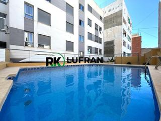Appartement à Carolinas Bajas. Estudio con piscina en venta zona plaza de toros