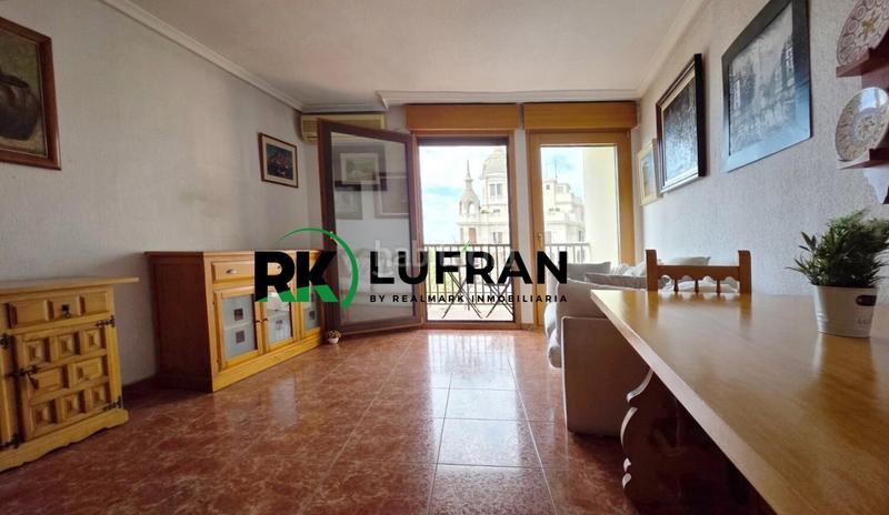 Foto 2de1b591-0473-4dd2-be36-519970dc587e. Pis a Casco Antiguo - Sta. Cruz - Ayuntamiento Alicante