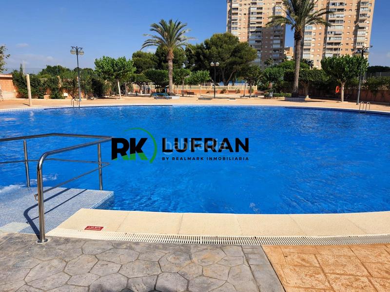 Foto 25cceaa2-0fb3-4dd3-8e50-c33a2e108298. Lloguer pis amb aparcament piscina a Playa Muchavista Campello (el)