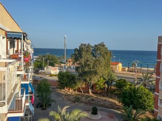Piccolo appartamento in Goteta. Piso de 3 habitaciones con vistas al mar y parking  a 1 minuto d
