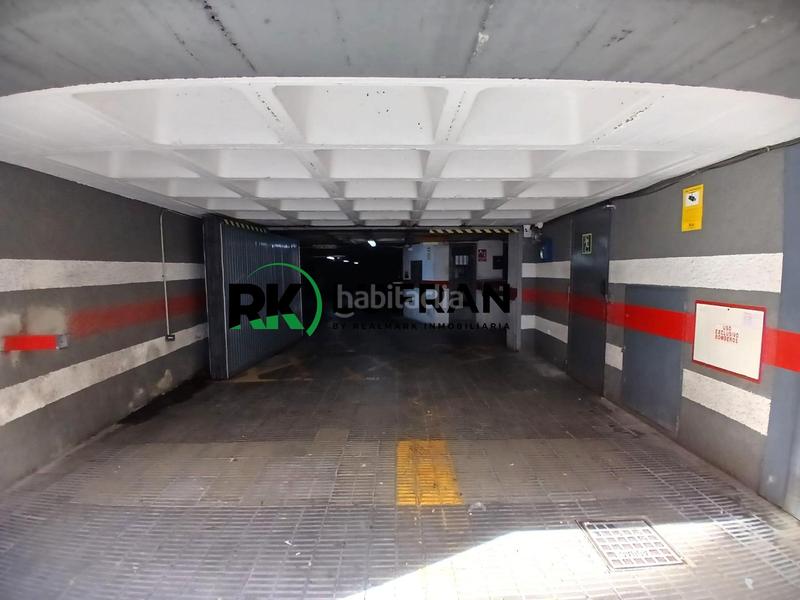 Foto 678b3d05-9571-4b09-b563-c30e2a720c54. Posto auto in Carolinas Bajas Alicante