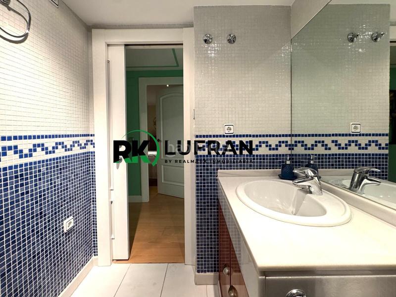 Foto 03279807-068b-43a6-9cea-35c0c0b7546e. Piso  en venta en calle mayor en Casco Antiguo - Sta. Cruz - Ayuntamiento Alicante