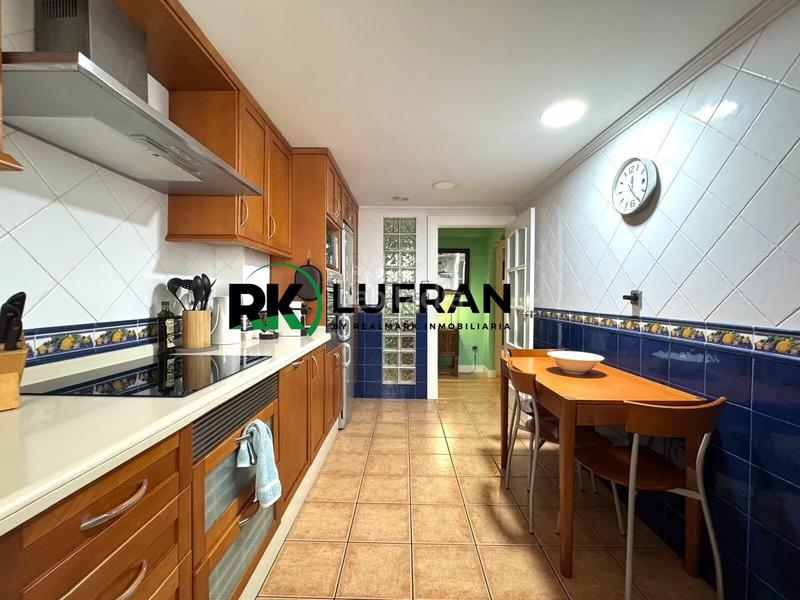 Foto 9a114ae8-f88d-45ae-b836-730367dfbc35. Piso  en venta en calle mayor en Casco Antiguo - Sta. Cruz - Ayuntamiento Alicante