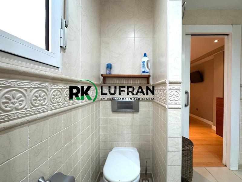 Foto f85e65b0-6e32-4d00-b8a7-c54f4077bce7. Piso  en venta en calle mayor en Casco Antiguo - Sta. Cruz - Ayuntamiento Alicante