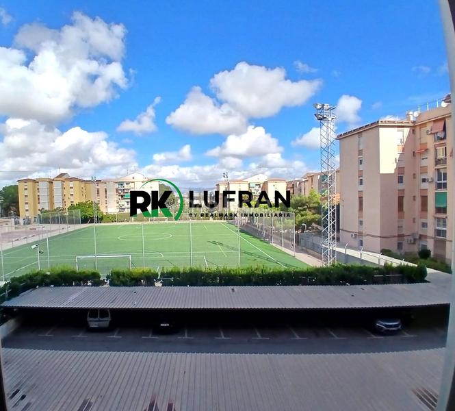 Foto 81bf037c-30b6-47d0-ae77-bd18f929f9ca. Appartamento in Virgen del Remedio - Parque Lo Morant Alicante