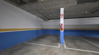 Posto auto  Calle cat abelardo rigual. Plaza de garaje en venta en playa san juan residencial azaleas a