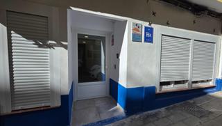 Local Comercial a Calle CARMEN TATO