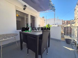 Dachwohnung in Mercado. Ático a la venta en el centro de alicante