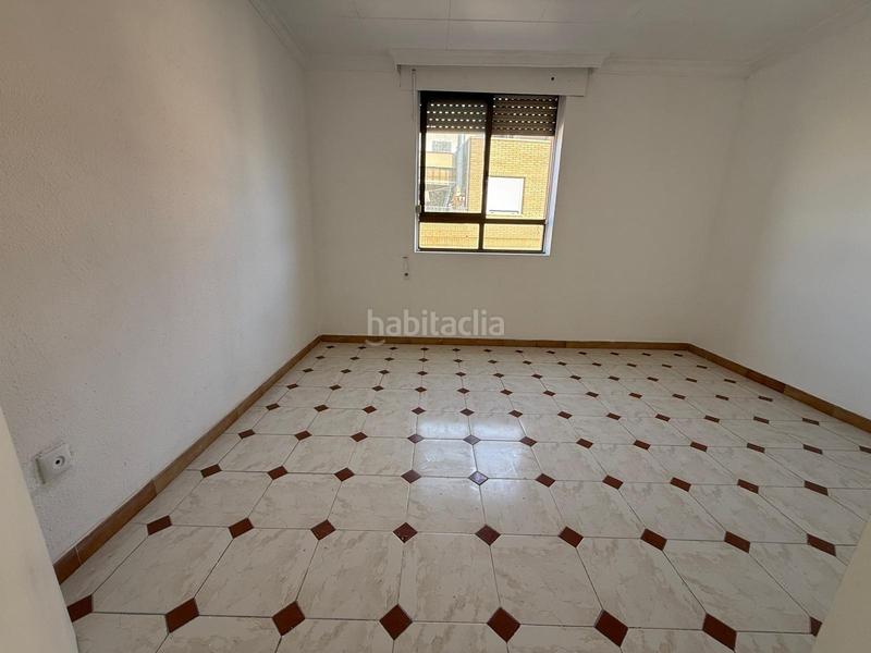 Foto 9eef70b8-ec96-431f-8f3b-549eb2c8278a. Pis a San Crispín-Huerta Nueva-Estación Elda