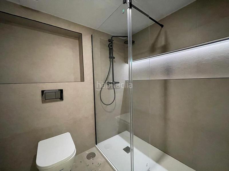 Foto 5da1dadc-bdfd-4fae-a9c7-a6d7086f8af7. Locale commerciale in Albufereta Alicante