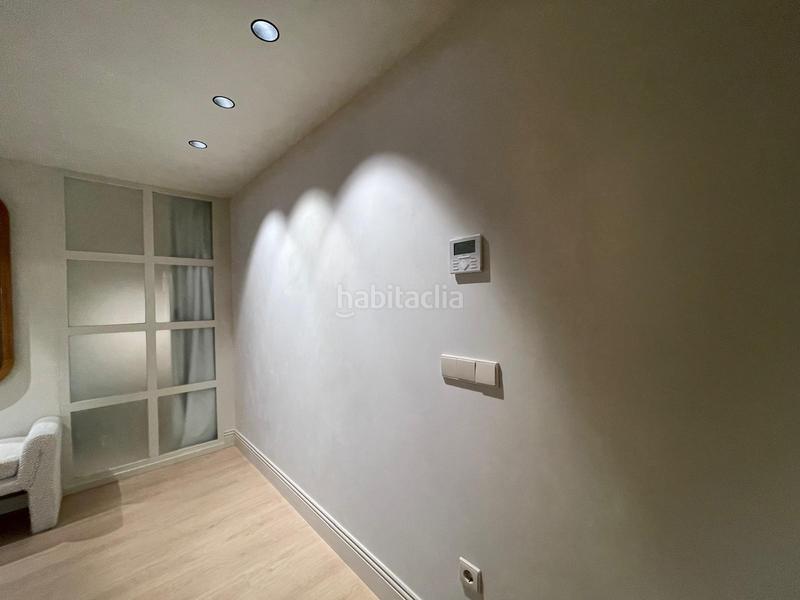 Foto cb82ac5a-7ff6-4310-9717-bc7e5b251018. Locale commerciale in Albufereta Alicante