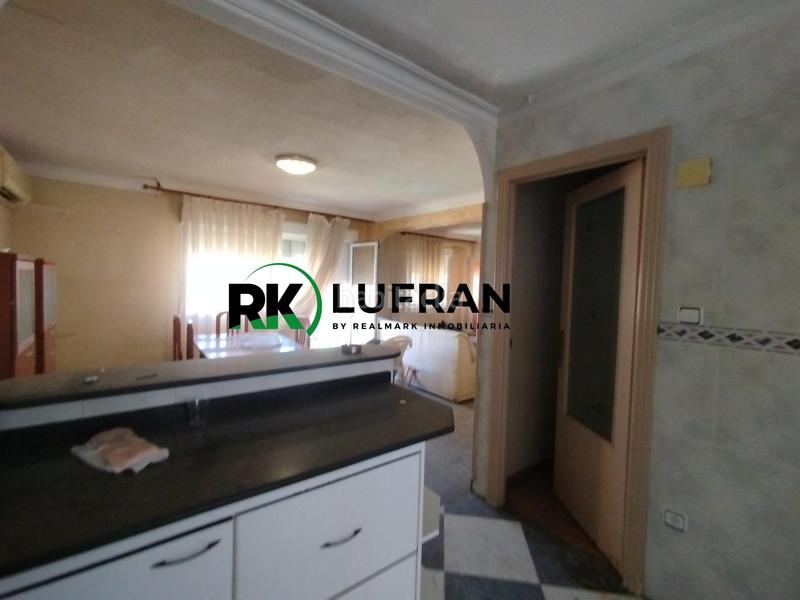 Foto 56cc96cc-05aa-491d-a92d-edba4f4c7151. Flat in Plaza de Toros-Avenida Chapí-Trinquete Elda