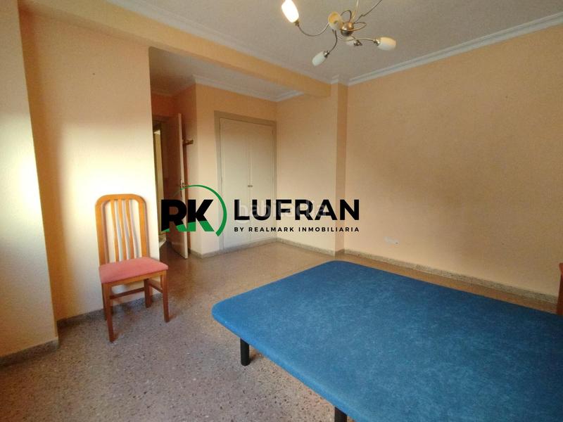 Foto a1ad6e48-5878-45b6-a3e6-5482196c01a2. Flat in Plaza de Toros-Avenida Chapí-Trinquete Elda