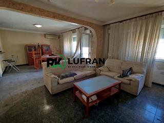 Flat in Plaza de Toros-Avenida Chapí-Trinquete. Piso en elda. listo para entrar a vivir