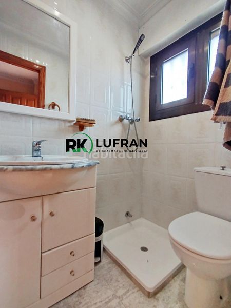 Foto 337f1912-ebdd-4652-89ca-b3c58e2585ff. Casa fantastico adosado elda en Petrer