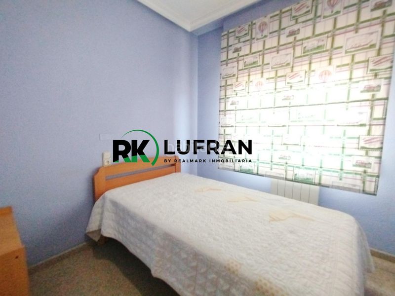 Foto ec32334b-0c2e-482b-a52d-48c6c23d3e7d. Casa fantastico adosado elda en Petrer