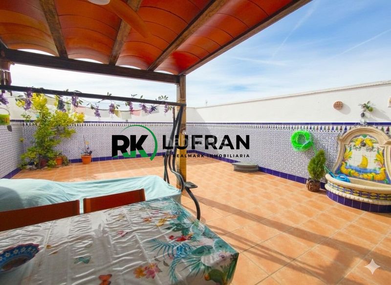 Foto 449f8b1d-cc23-4fd4-944f-fb9e2df1b3dd. Casa amb aparcament a Sax