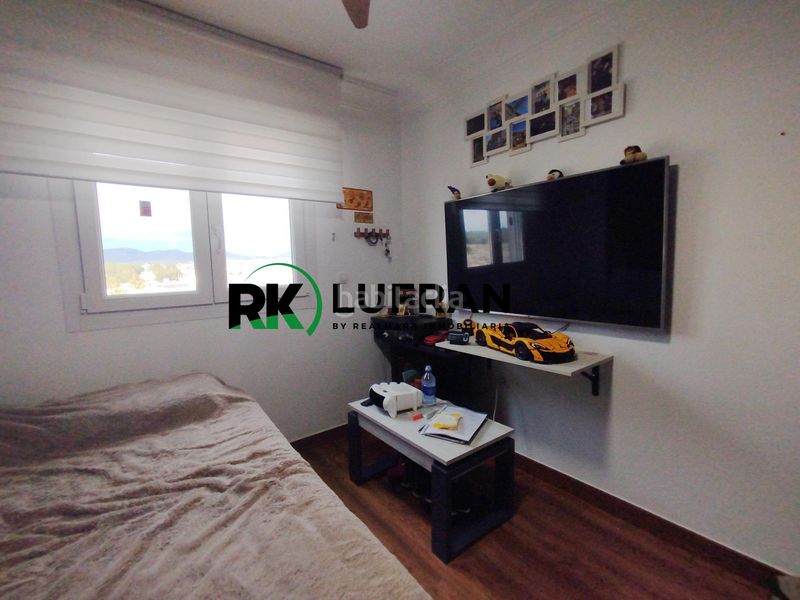 Foto 4f888c78-1e87-438a-a947-d179e4f6f2e5. Casa amb aparcament a Sax