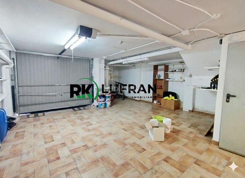 Foto 96a75279-2fec-48ad-af00-c86cde337efc. Casa amb aparcament a Sax