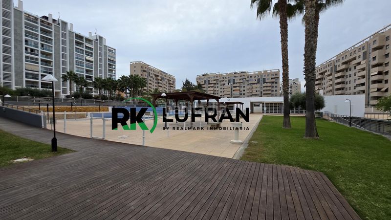 Foto a9cc7eb4-e136-433e-9542-c32c06bc1547. Àtic amb calefacció piscina a Playa de San Juan Alicante