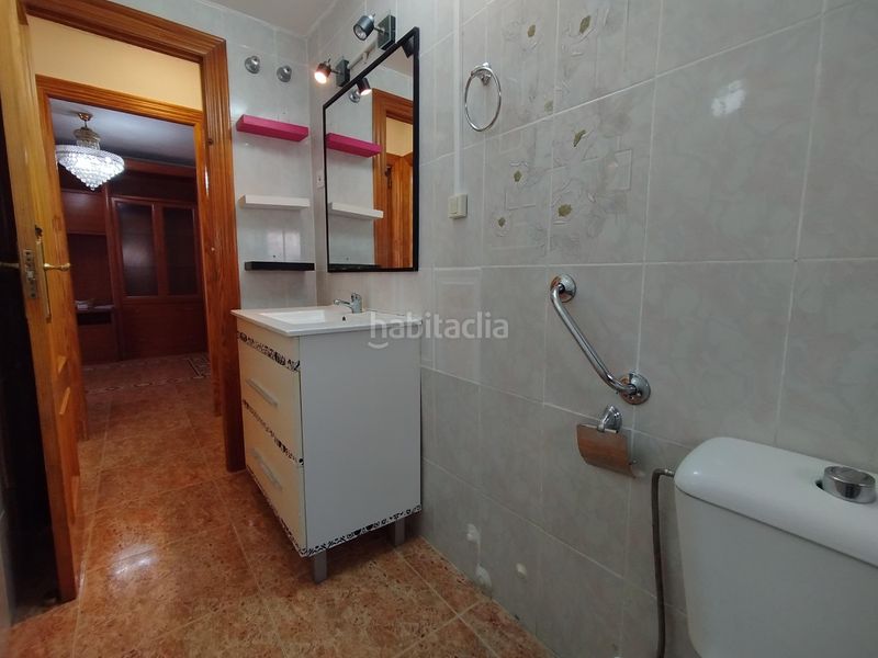 Foto 223ba6a2-410b-4364-8f05-5738462354d2. Flat with parking in Las Trescientas-San Francisco-Ciudad Vergel Elda