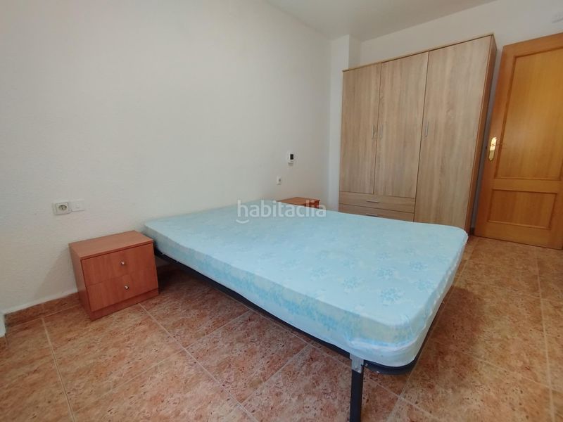 Foto b080e9df-0cd8-4fd4-8324-5425fda45a2d. Flat with parking in Las Trescientas-San Francisco-Ciudad Vergel Elda