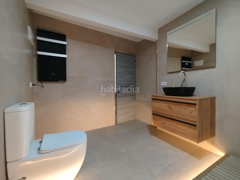 Foto 132ac9c5-f373-42b4-8f3e-3e24a1b0027e. Casa a Xixona