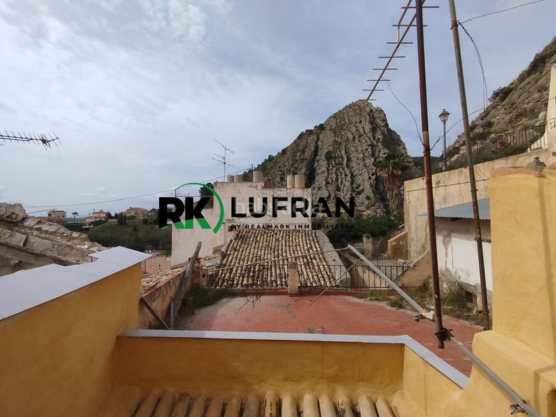 Foto 4b19d4da-8c63-4632-99f0-648d16408b0d. Casa a Xixona