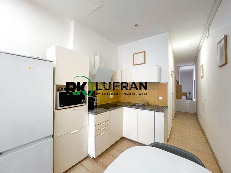 Foto 17441c21-3b9d-4152-b76e-803837669c22. Edificio  a la venta en el centro en Barrio del Centro Alicante