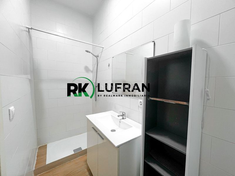 Foto 4ab09beb-69ec-4d87-a045-b617866362b0. Edificio  a la venta en el centro en Barrio del Centro Alicante