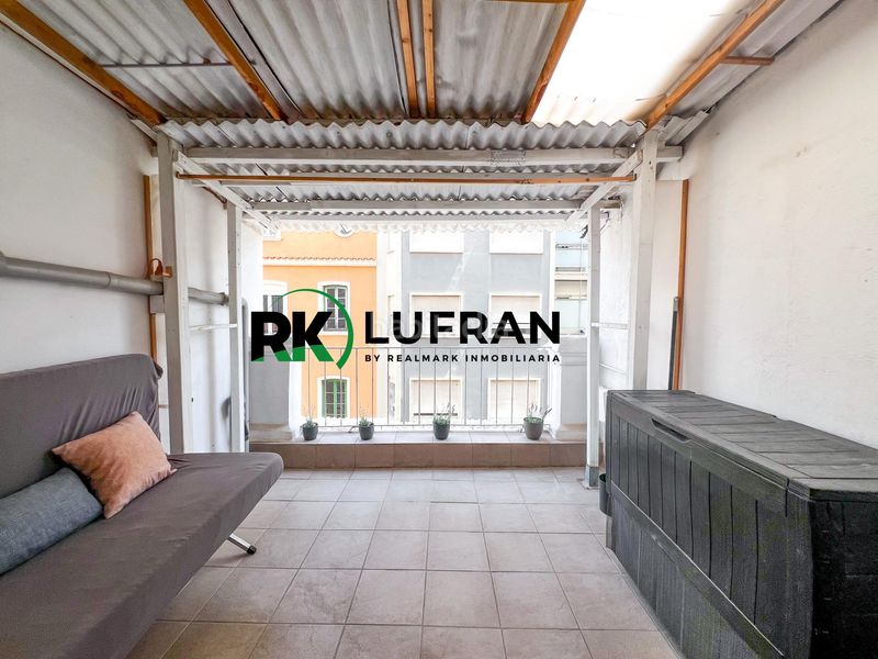 Foto 78a61aac-d5a4-4172-aa4d-a0ebd35cffd2. Edificio  a la venta en el centro en Barrio del Centro Alicante