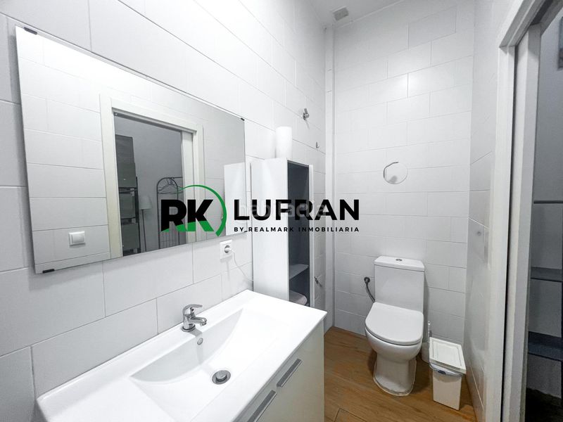 Foto 895b6655-7080-4399-8830-220a5fc44663. Edificio  a la venta en el centro en Barrio del Centro Alicante