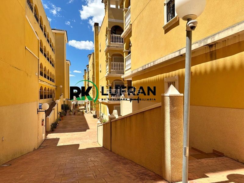 Foto 6ba0bf91-a21a-490c-9886-97c10b912b5e. Planta baixa amb piscina a Algorfa