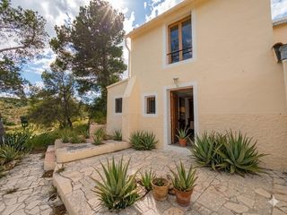 Haus in Xixona. Se vende casa de campo en jijona, alicante