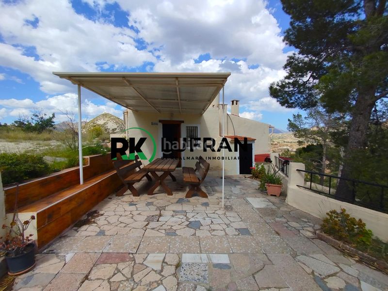 Foto 7891e31b-f669-4e39-b2c2-4f74fa151bc5. Casa a Xixona