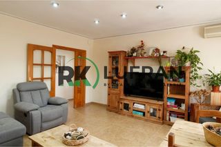 Flat  Calle argentina. Piso en venta en sax barrio hispoamerica