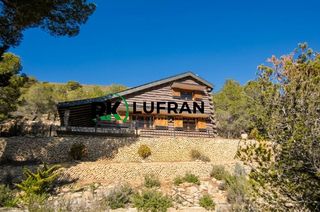 Casa a Xixona. Se vende chalet en jijona