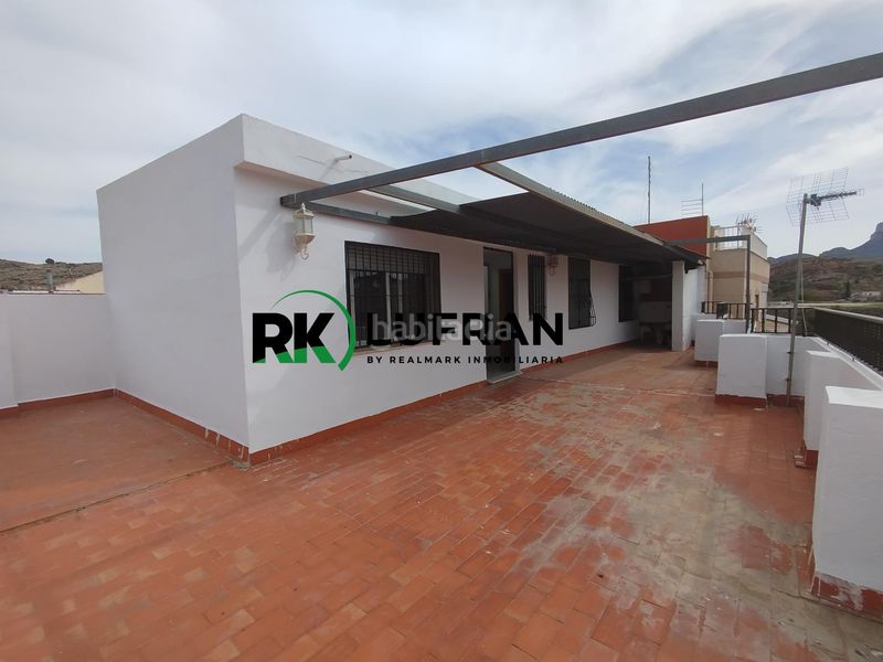Foto 31cedcf6-3d93-4380-90a7-11377bee1798. Casa amb aparcament a San Crispín-Huerta Nueva-Estación Elda