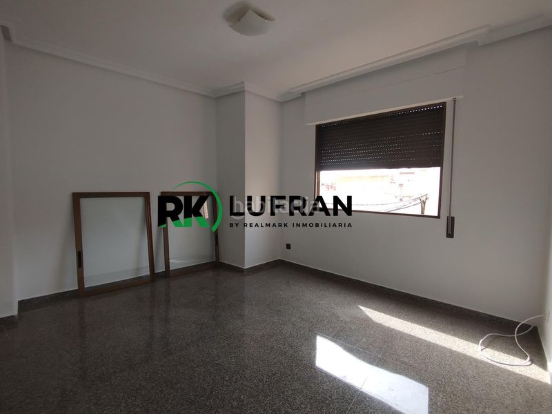 Foto 8e1593fc-2397-4d3a-950d-0b8254273911. Casa amb aparcament a San Crispín-Huerta Nueva-Estación Elda