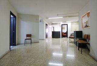 Local commercial  Calle italia. Local en venta en zona centro alicante