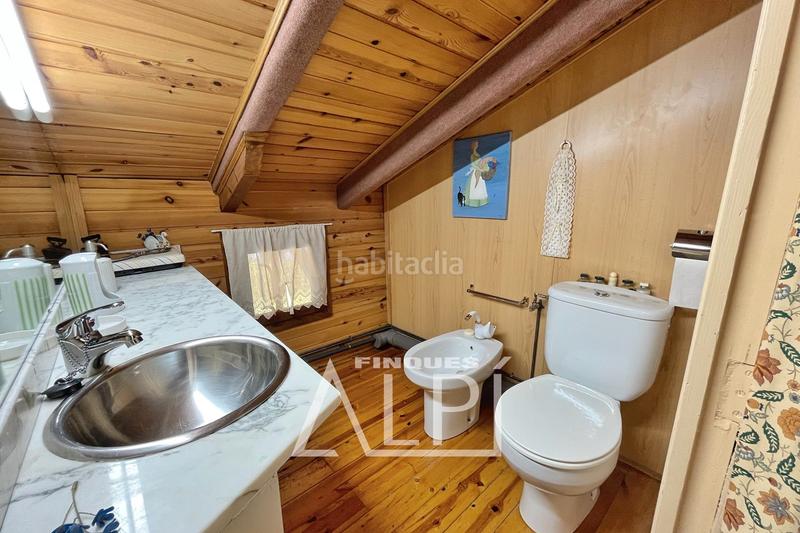 Foto 7b78b8f5-9920-4f82-9495-8e13c343c540. Chalet in carrer carlit 16 in Fontanals de Cerdanya