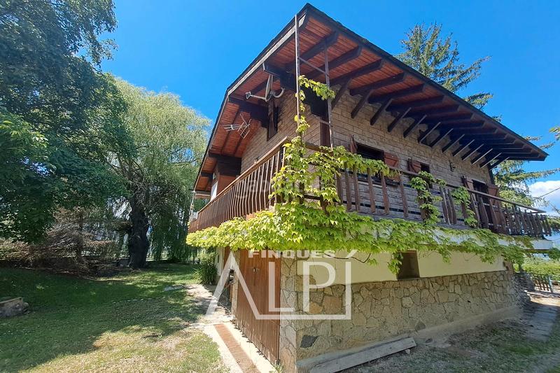 Foto d2776b1b-7334-446f-bf9b-67620380ba53. Chalet in carrer carlit 16 in Fontanals de Cerdanya