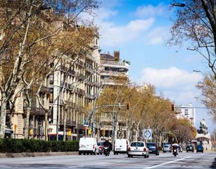 Local Comercial  Gran via de les corts catalanes. Gran local polivalente