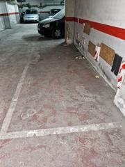 Aparcament cotxe  Carrer del miño. Parking en buena zona