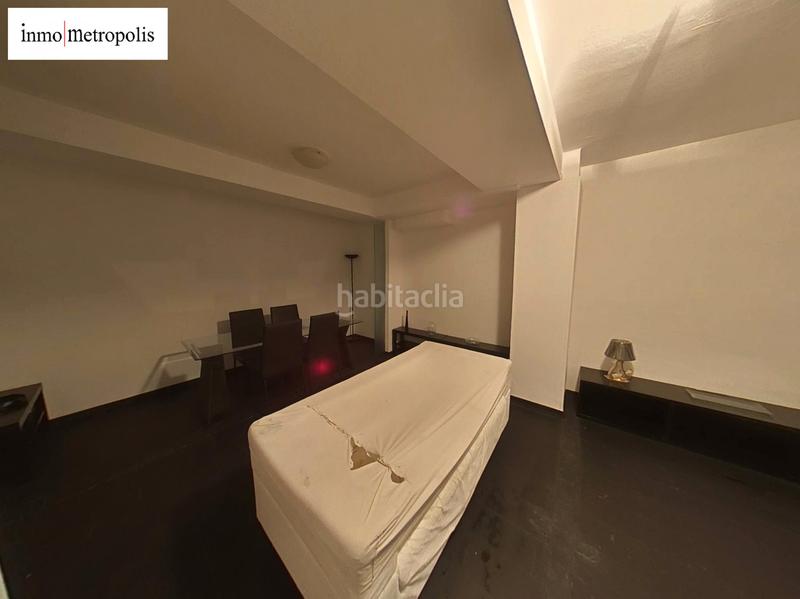 Foto 5a4701aa-1459-42e3-bd7b-0d449f9114f8. Local comercial local vivienda en buena zona en Putget - Farró Barcelona